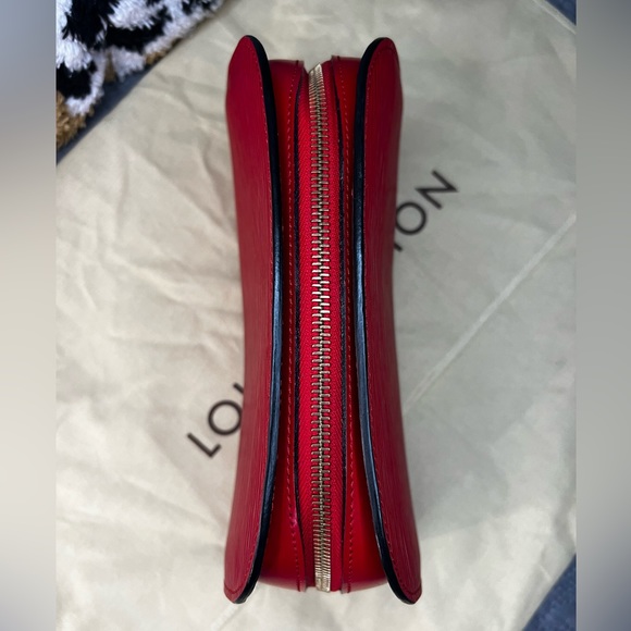 Louis Vuitton Dauphine in Red Epi❤️LIKE NEW - Picture 10 of 16